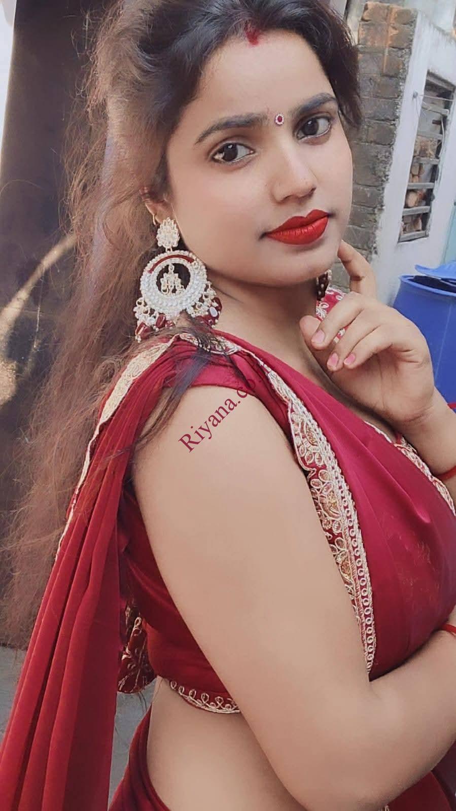 Koderma  vip escort service college girls available